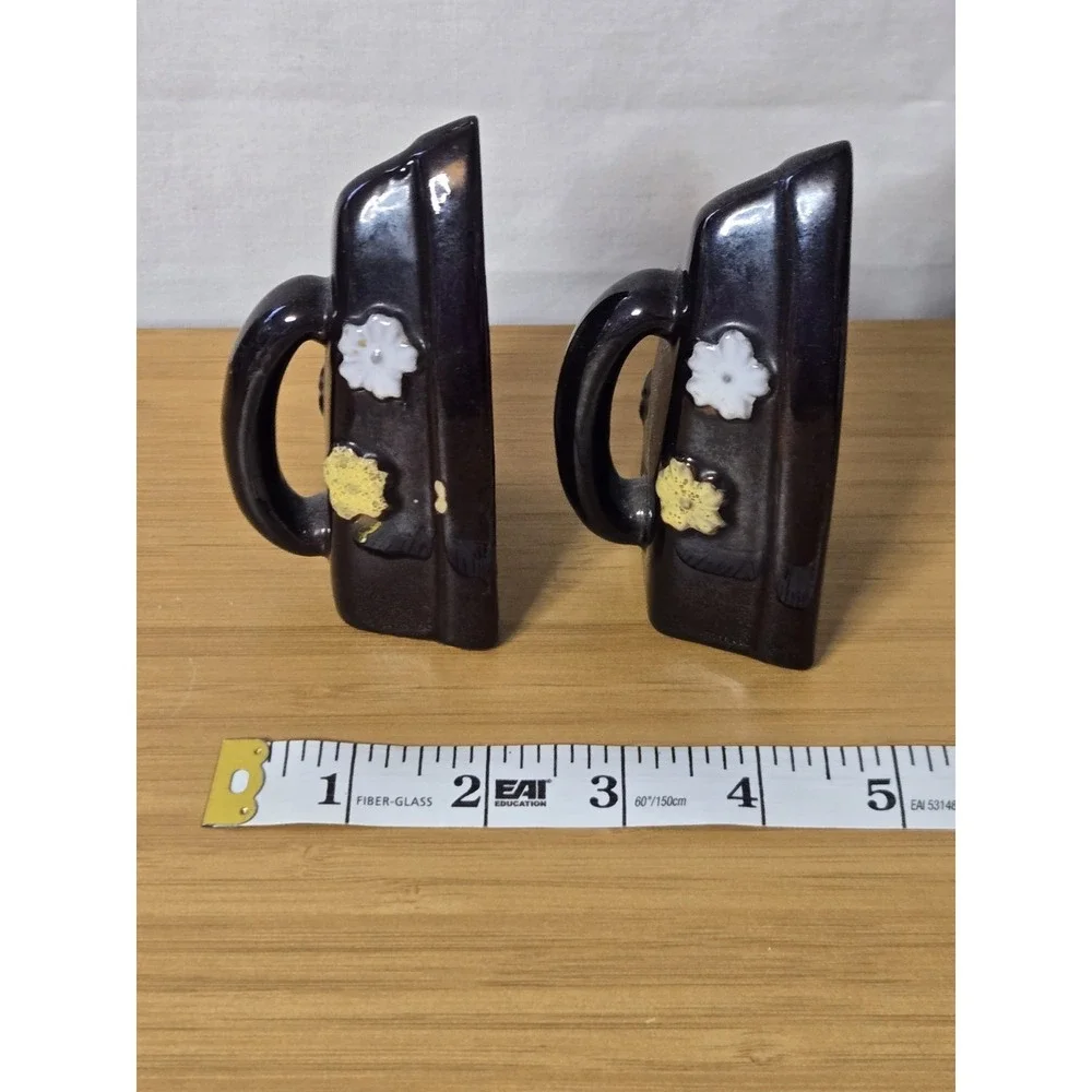 Vintage Pair Of Salt & Pepper Shakers. Some Crazing Noted. See Pictures.